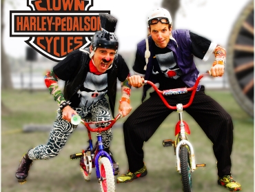 Les clowns bikers